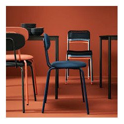 Chaises confortables et modernes pour salle à manger ou bureau