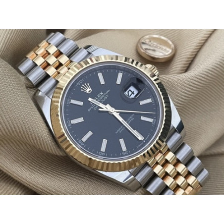 Montre Casio Collection 44mm – Bracelet acier ou cuir interchangeable